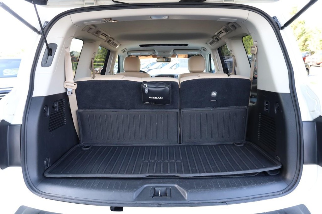 Nissan Armada Vehicle Image 07