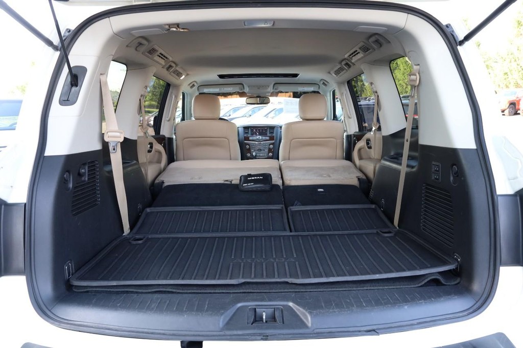 Nissan Armada Vehicle Image 09