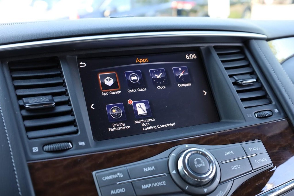 Nissan Armada Vehicle Image 15