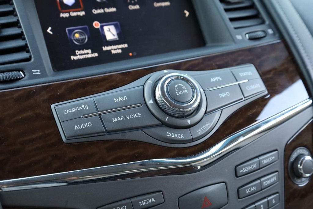 Nissan Armada Vehicle Image 17