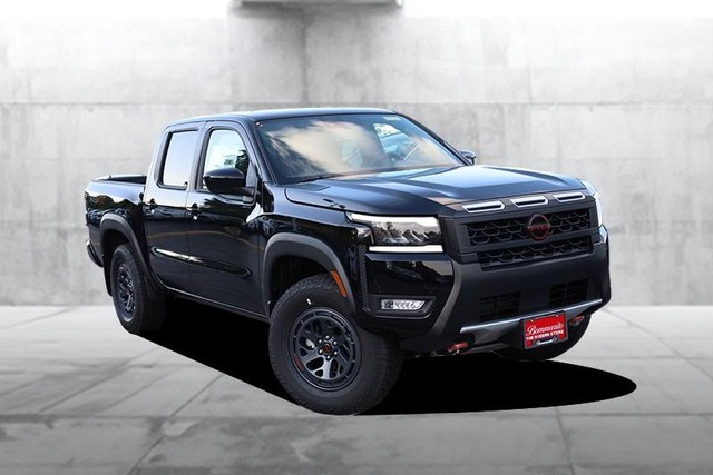 Nissan Frontier Vehicle Image 02
