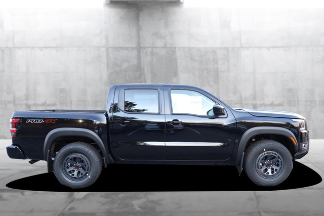 Nissan Frontier Vehicle Image 05