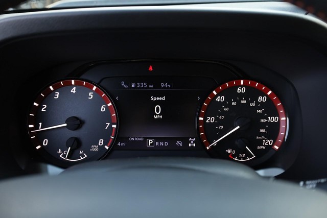 Nissan Frontier Vehicle Image 10
