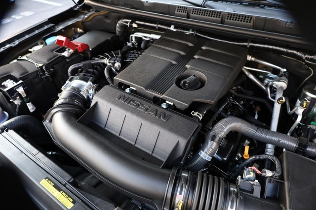 Nissan Frontier Vehicle Image 26