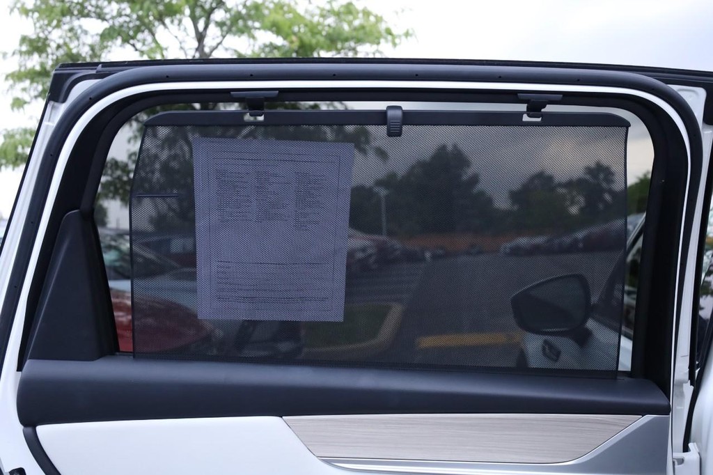 Mazda CX-90 Vehicle Full-screen Gallery Image 24