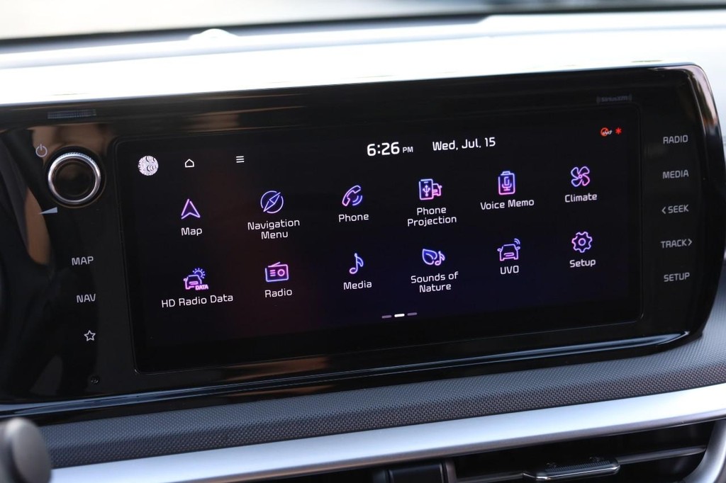 Kia K5 Vehicle Full-screen Gallery Image 13