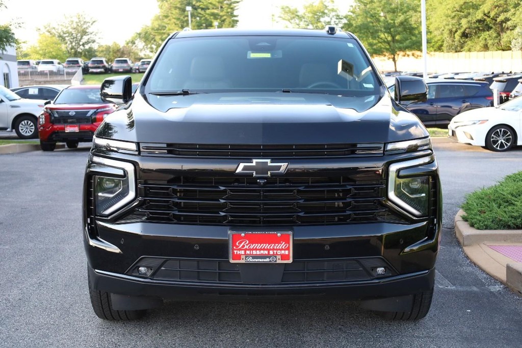 Chevrolet Tahoe Vehicle Full-screen Gallery Image 4