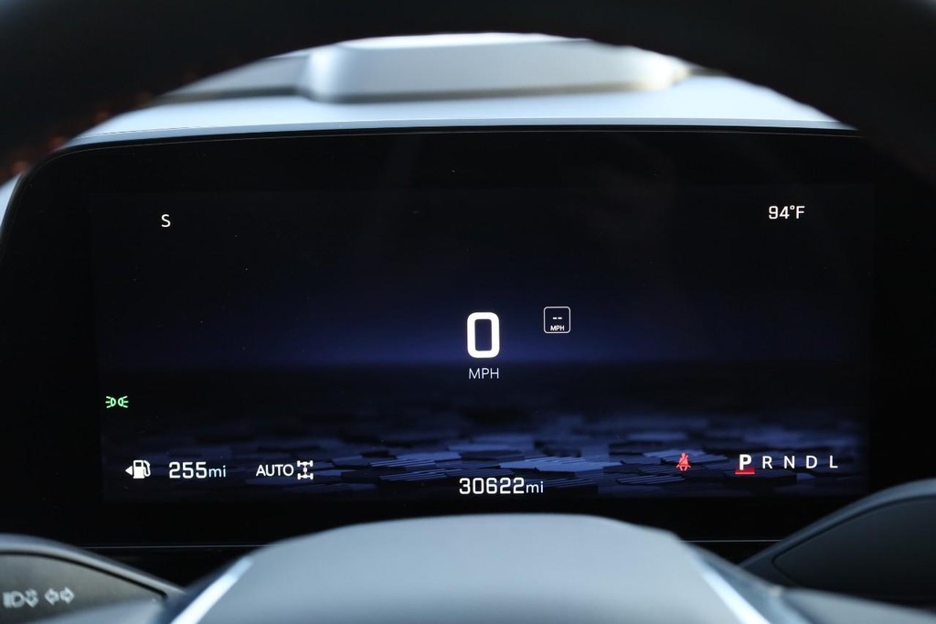 Chevrolet Tahoe Vehicle Full-screen Gallery Image 12