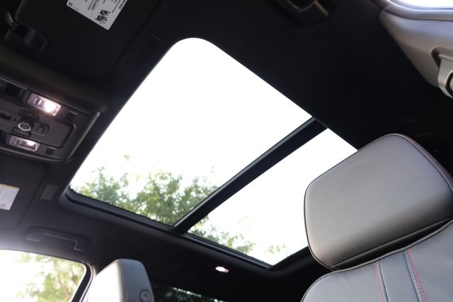 Chevrolet Tahoe Vehicle Full-screen Gallery Image 10