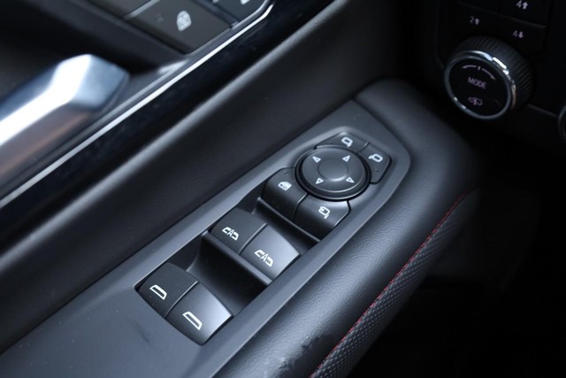 Chevrolet Tahoe Vehicle Full-screen Gallery Image 19