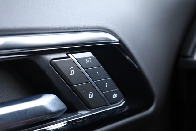 Chevrolet Tahoe Vehicle Full-screen Gallery Image 20