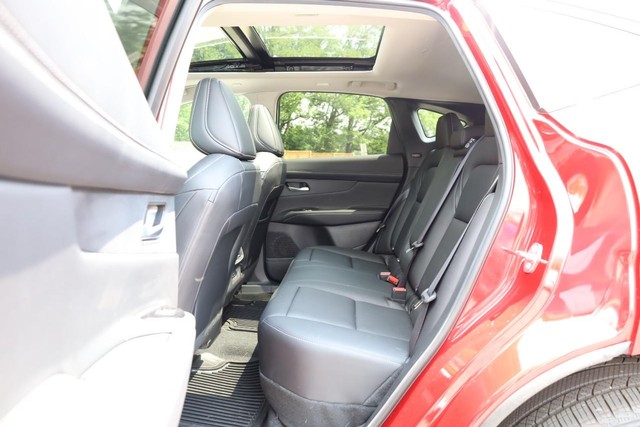 Nissan Murano Vehicle Image 25
