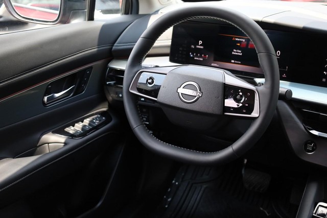 Nissan Murano Vehicle Image 28