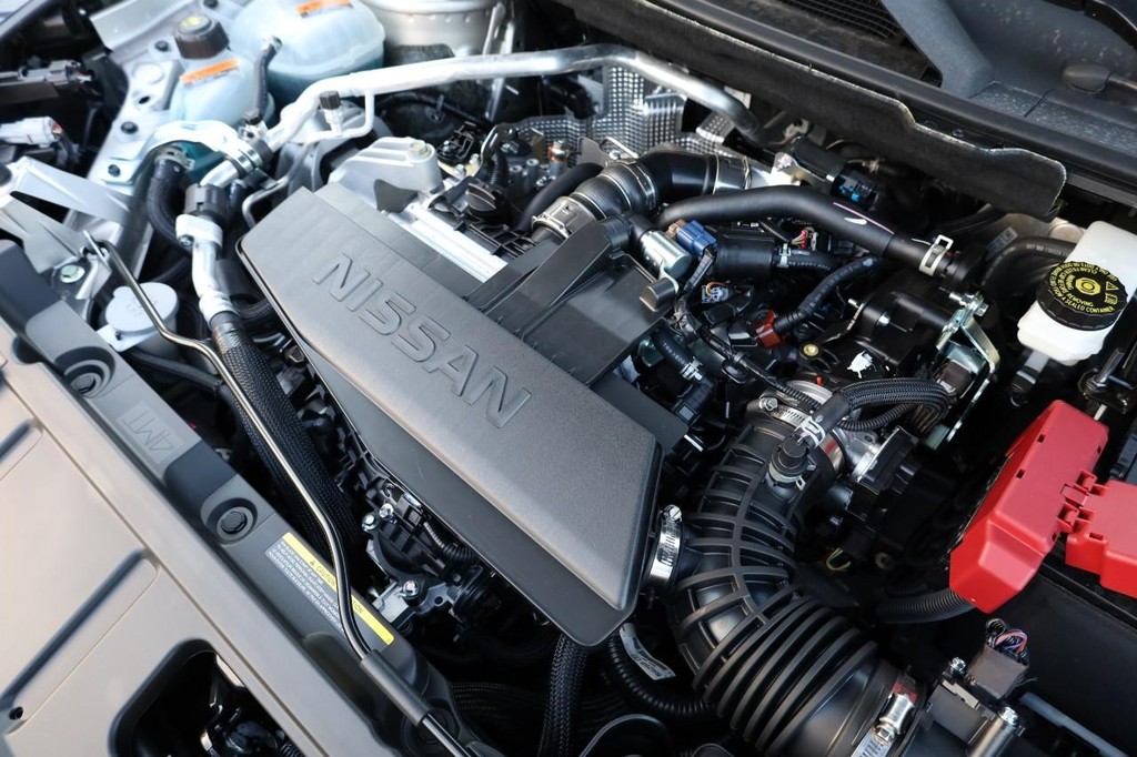 Nissan Rogue Vehicle Image 30