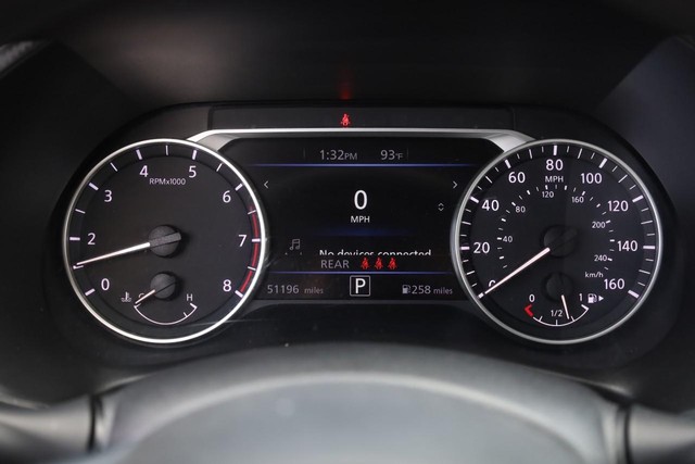 Nissan Sentra Vehicle Image 10