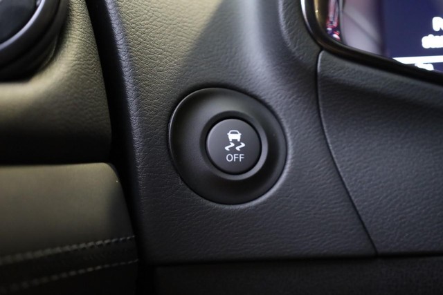 Nissan Z Vehicle Full-screen Gallery Image 19
