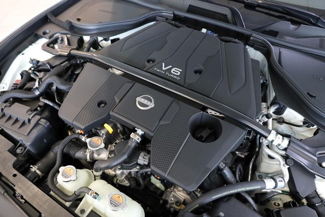 Nissan Z Vehicle Full-screen Gallery Image 22
