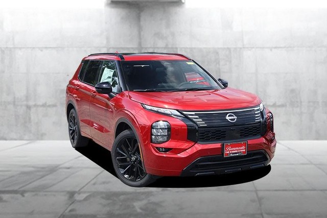 Nissan Rogue Plug-In Hybrid Vehicle Image 02