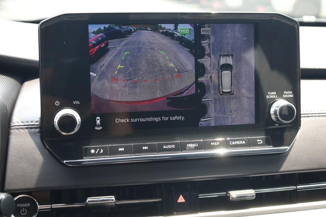 Nissan Rogue Plug-In Hybrid Vehicle Image 12