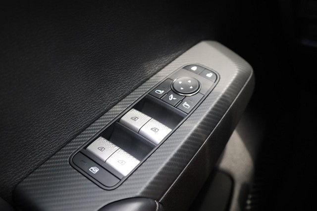 Nissan Rogue Plug-In Hybrid Vehicle Image 17