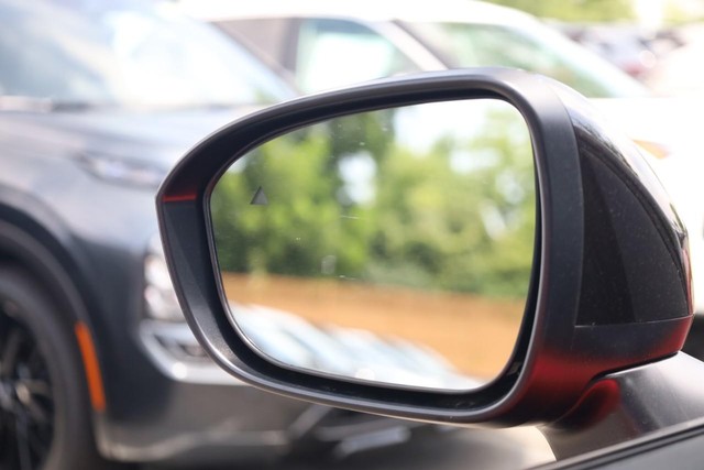 Nissan Rogue Plug-In Hybrid Vehicle Image 19