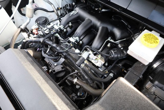Nissan Pathfinder Vehicle Image 33