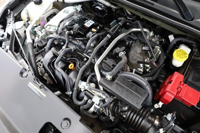 Nissan Sentra Vehicle Image 23