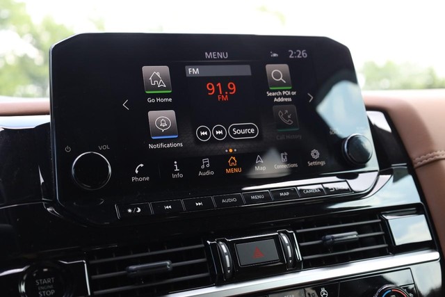 Nissan Pathfinder Vehicle Image 16