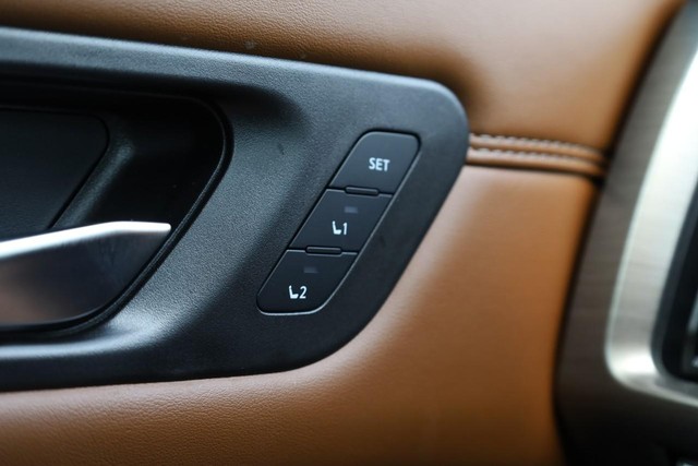 Nissan Pathfinder Vehicle Image 23