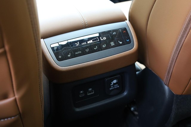 Nissan Pathfinder Vehicle Image 28