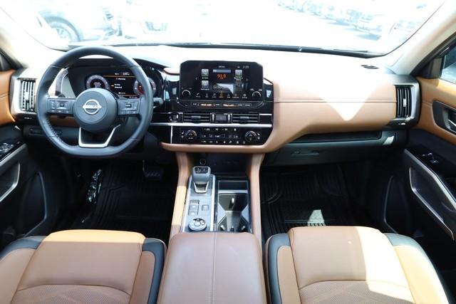 Nissan Pathfinder Vehicle Image 29