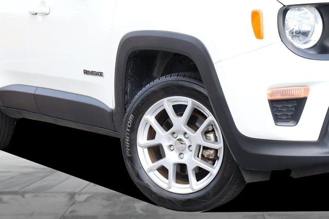 Jeep Renegade Vehicle Image 03