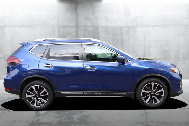 Nissan Rogue Vehicle Image 05