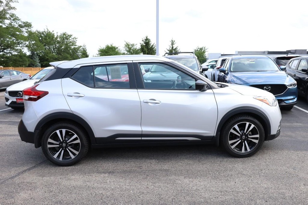 Nissan Kicks Vehicle Image 05