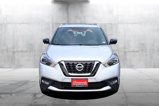 Nissan Kicks Vehicle Image 04