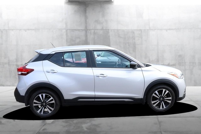 Nissan Kicks Vehicle Image 05