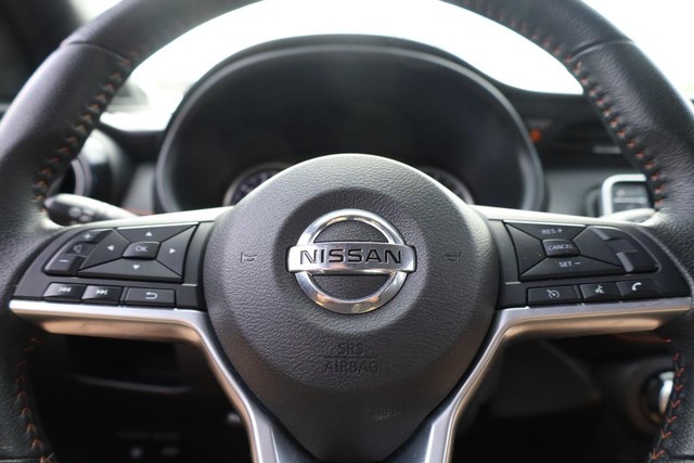 Nissan Kicks Vehicle Image 09