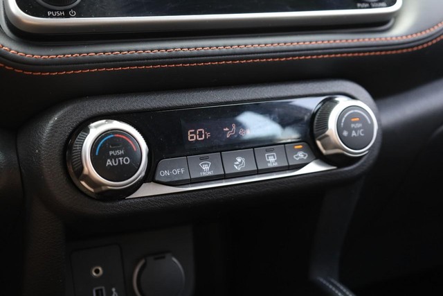 Nissan Kicks Vehicle Image 13