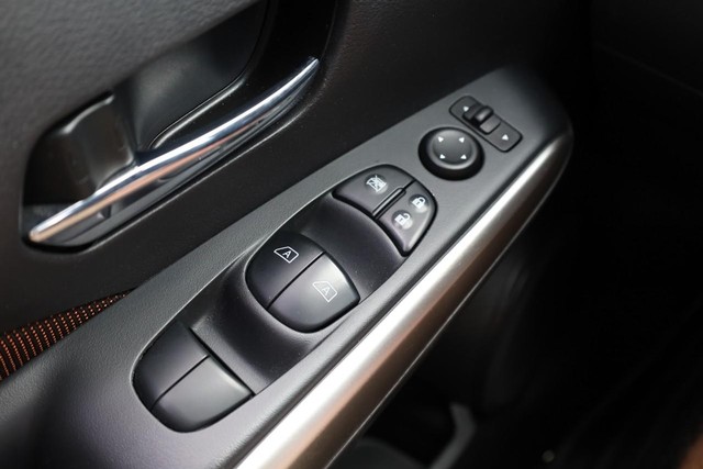 Nissan Kicks Vehicle Image 17