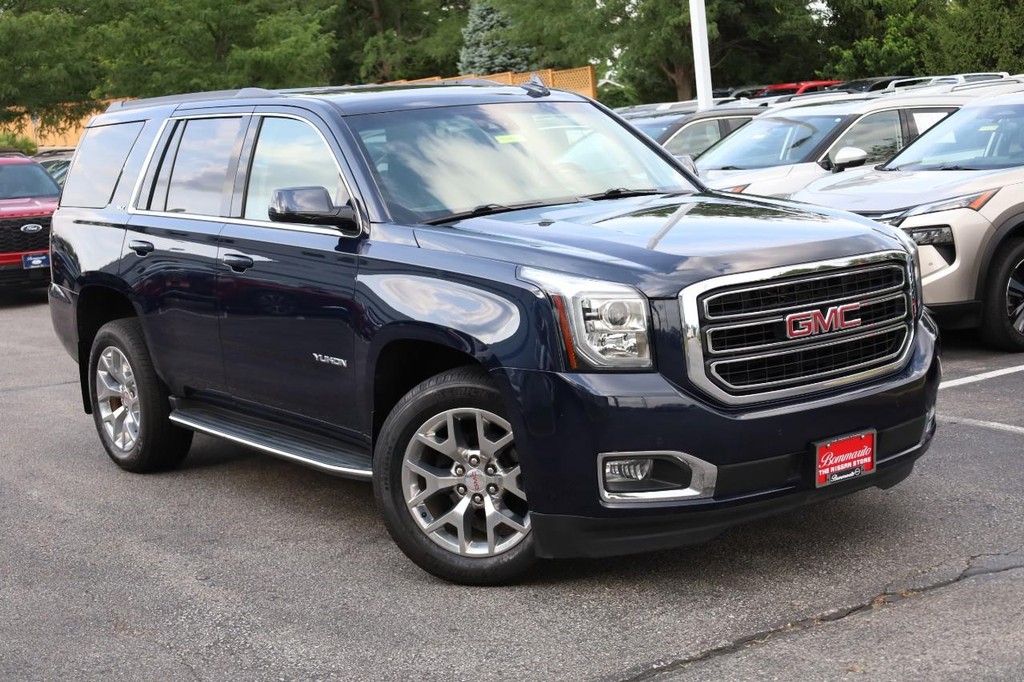 GMC Yukon Vehicle Image 02