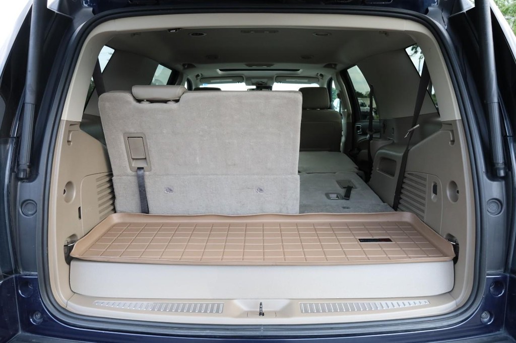 GMC Yukon Vehicle Image 08
