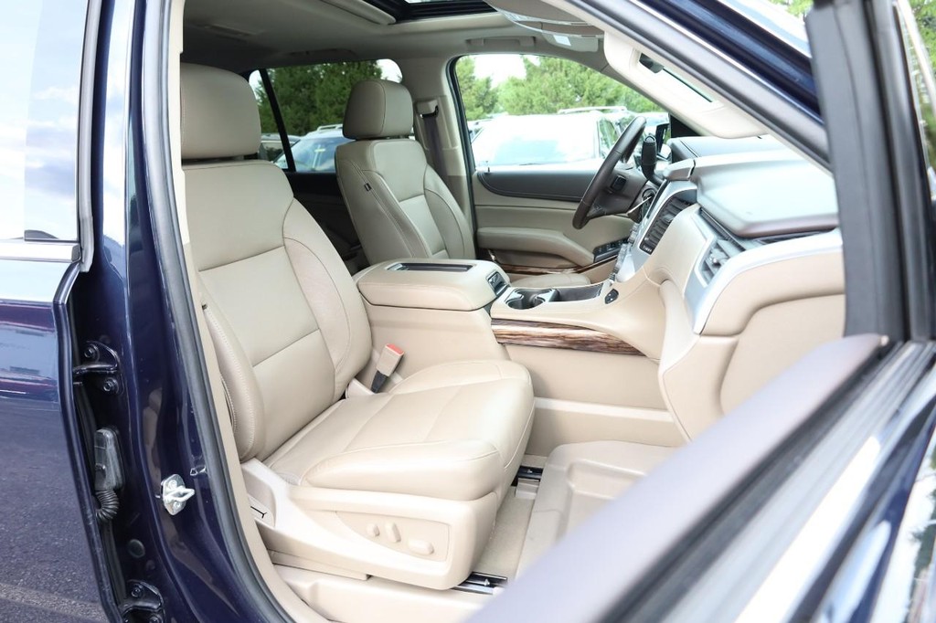 GMC Yukon Vehicle Image 28