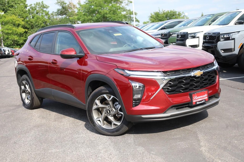 Chevrolet Trax Vehicle Image 02