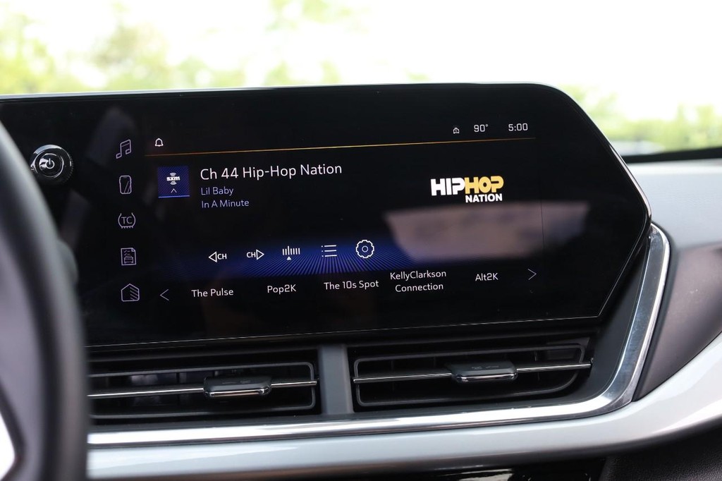 Chevrolet Trax Vehicle Image 11