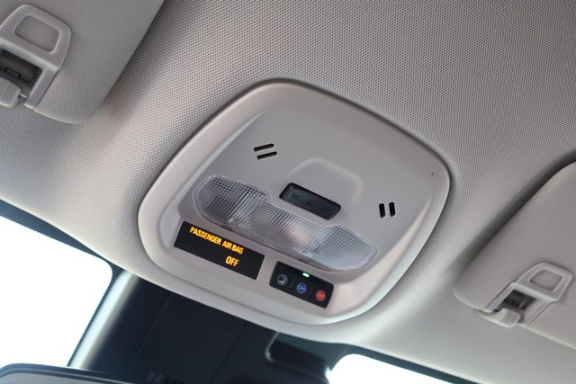 Chevrolet Trax Vehicle Full-screen Gallery Image 16