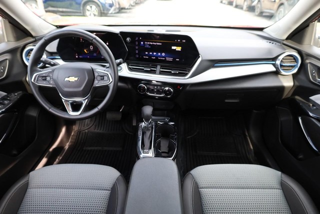 Chevrolet Trax Vehicle Full-screen Gallery Image 21