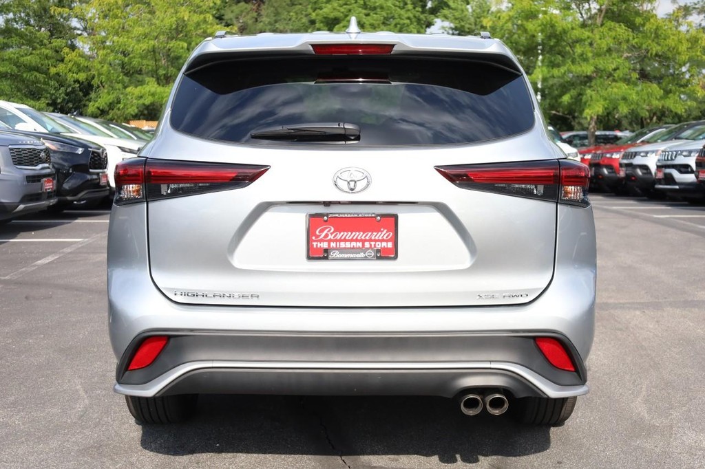 Toyota Highlander Vehicle Image 06