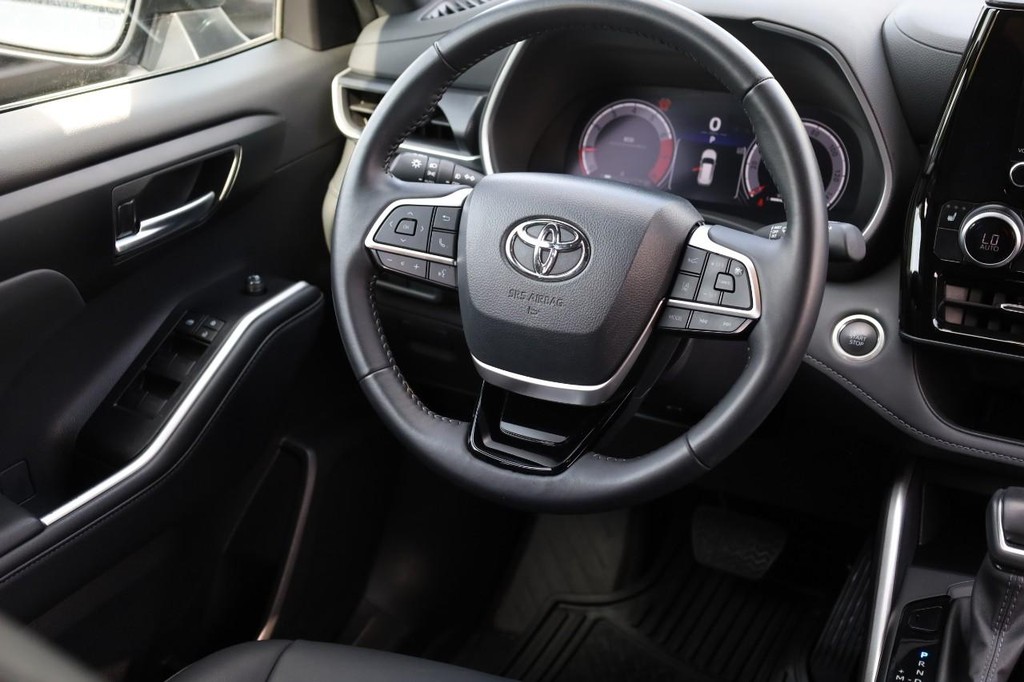 Toyota Highlander Vehicle Image 29