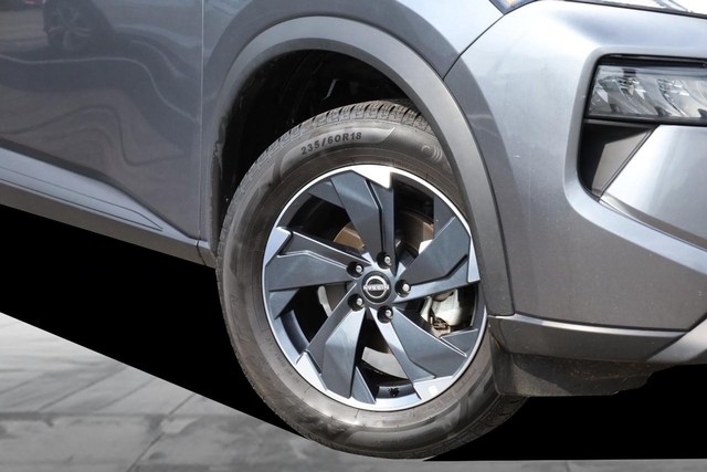 Nissan Rogue Vehicle Image 03