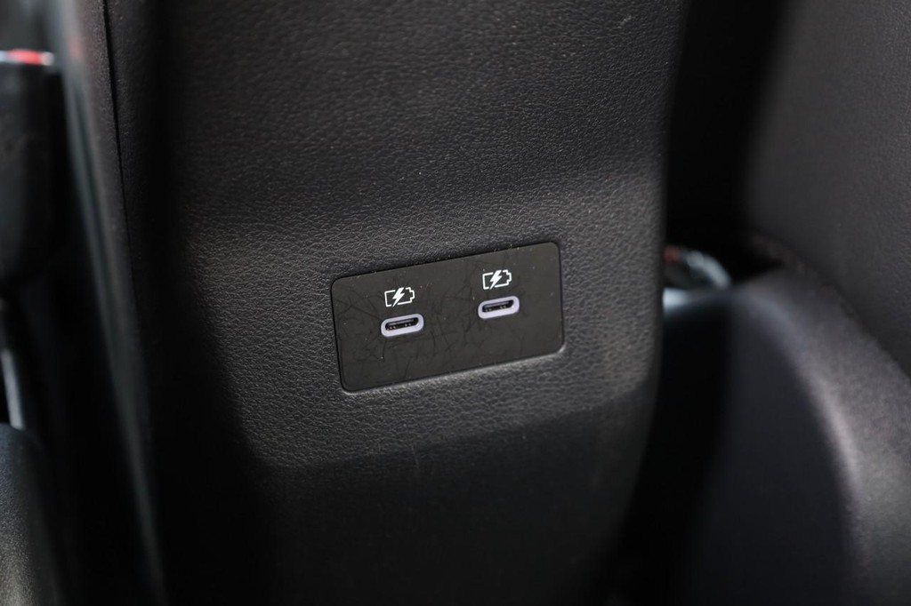 Nissan Kicks Vehicle Image 22